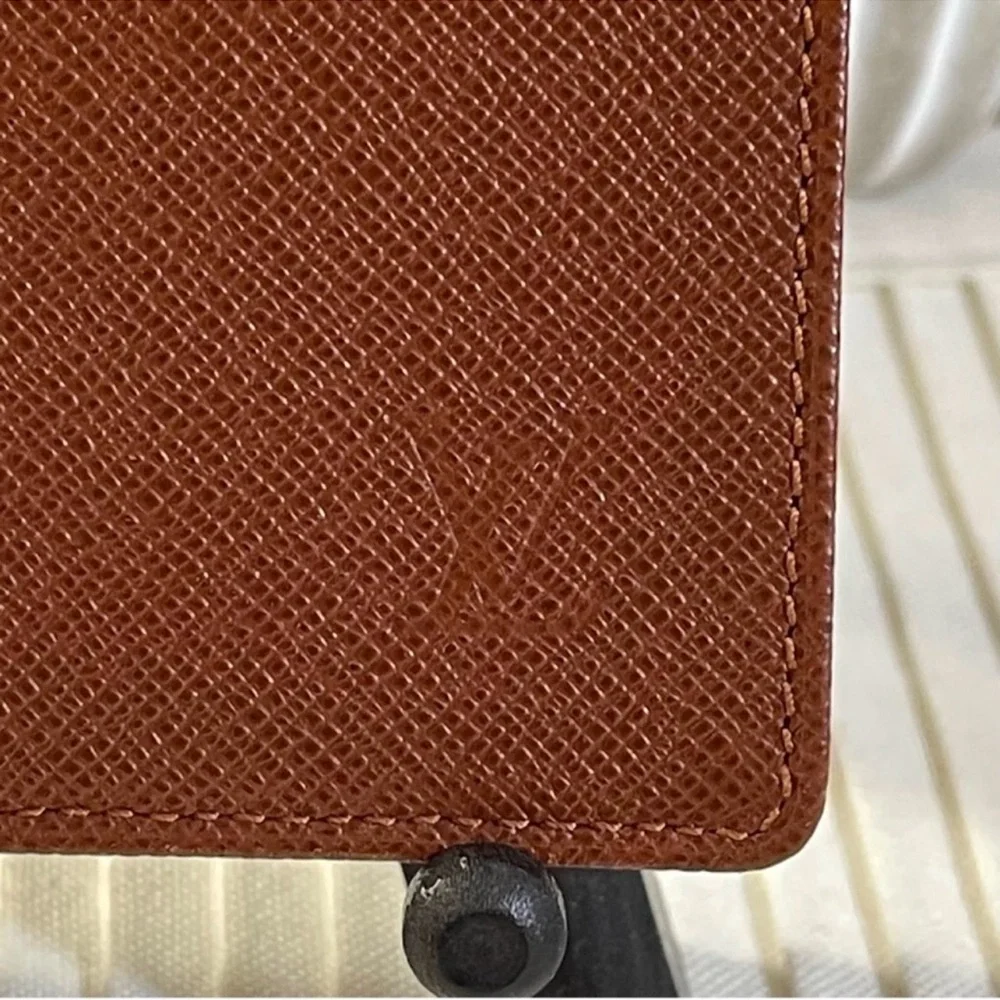 Louis Vuitton Taiga ID Holder Card Wallet Insert